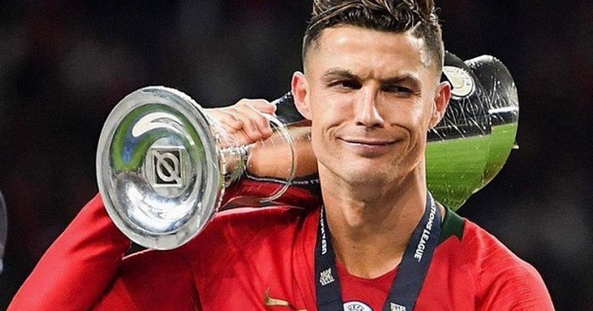 Tuổi 41 phi thường của Ronaldo: Lọt top nhân vật ảnh hưởng nhất thế giới trước thềm World Cup