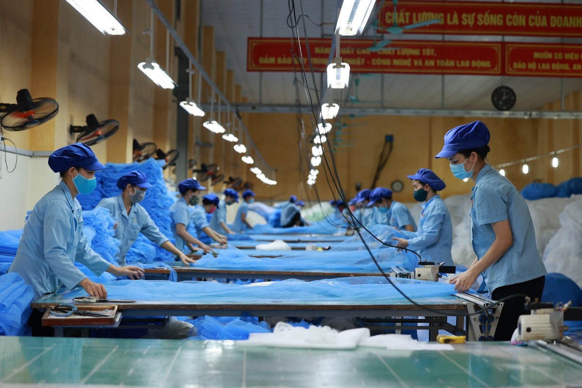 Chỉ còn 15 ngày nữa, doanh nghiệp có nhiều lao động nữ cần đặc biệt lưu ý chính sách này