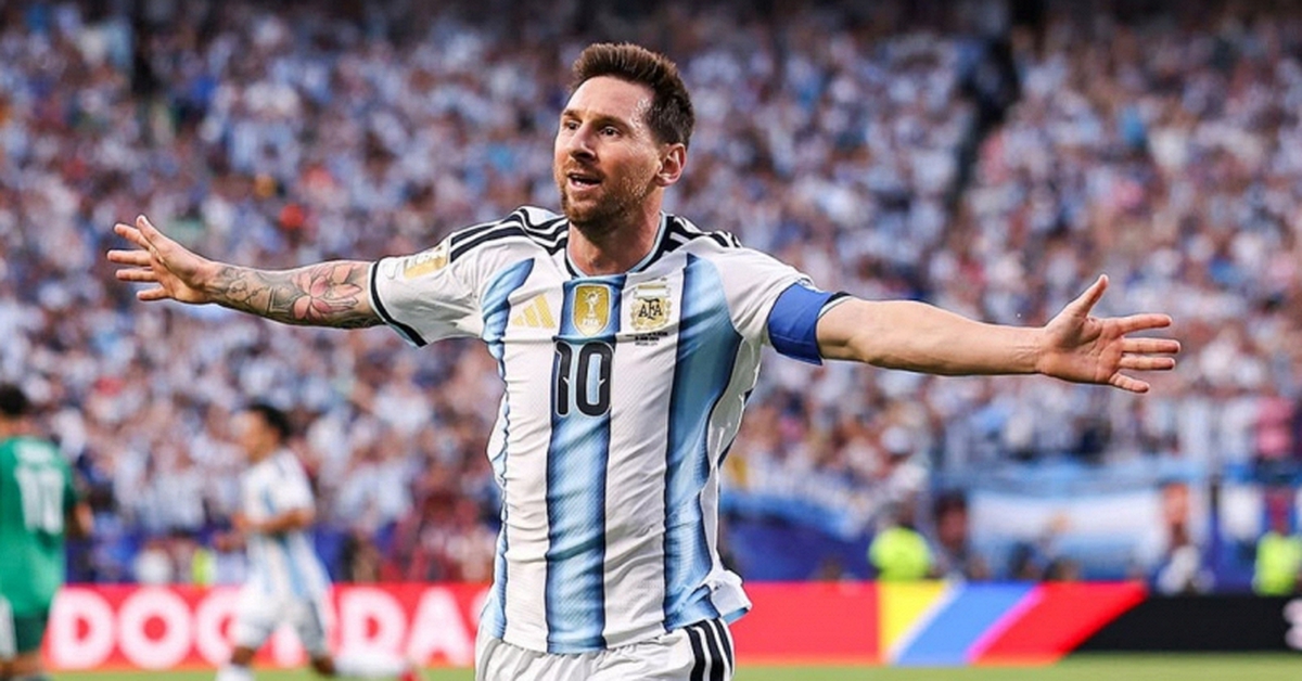 Messi ghi bàn tại 5 kỳ World Cup san bằng kỷ lục thế kỷ của Ronaldo