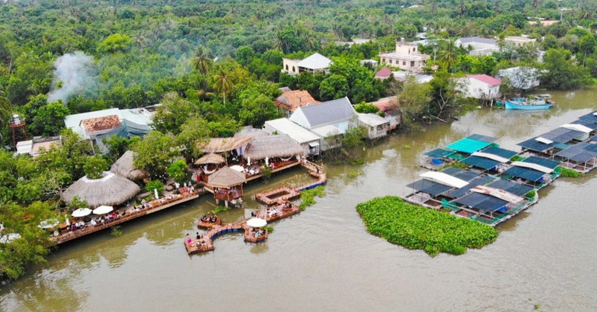 Nữ diễn viên cưới chồng đại gia hơn 6 tuổi: Sinh 4 con vẫn trẻ đẹp, ở biệt thự xa hoa, sở hữu resort sinh thái rộng 50.000m²
