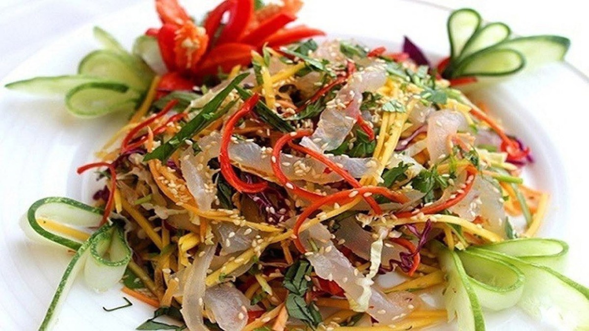 Sai lầm khi ăn nộm sứa, thanh niên 28 tuổi suýt mất mạng