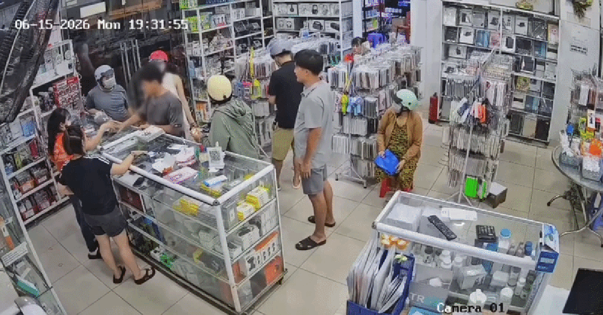Bức xúc nam thanh niên xô cửa trúng bé gái, người mẹ phản ứng cũng bị đấm luôn: Công an vào cuộc