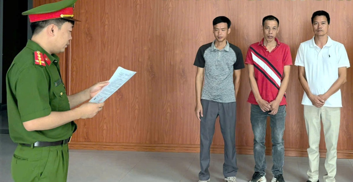 Ra quyết định khởi tố hàng loạt Giám đốc, Phó Giám đốc, Quản lý công ty