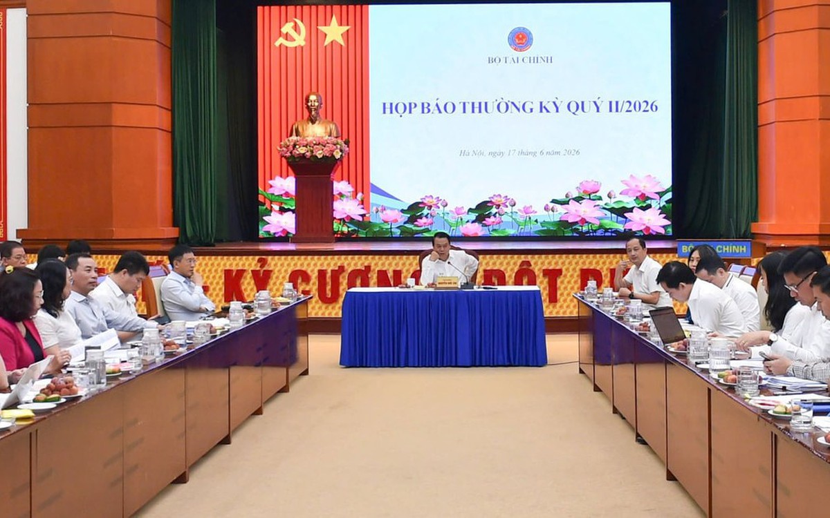 Bộ Tài chính: Kiên định kịch bản tăng trưởng hai con số, không điều hành theo phương án dưới 10%