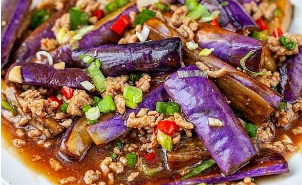 "Danh sách đen" 5 loại rau củ người tiêu hóa yếu chớ dại ăn nhiều, dạ dày không chịu nổi!