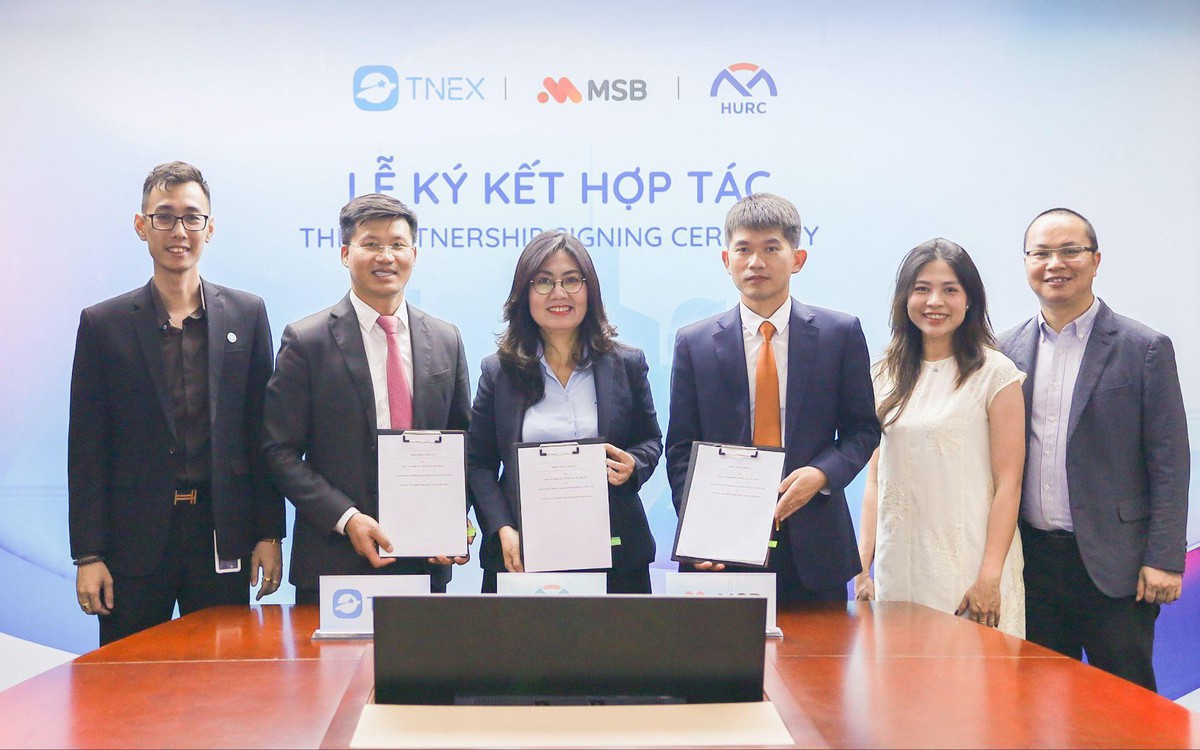 TNEX bắt tay HCMC Metro mang trải nghiệm tài chính "không chạm" tới hành khách Metro số 1