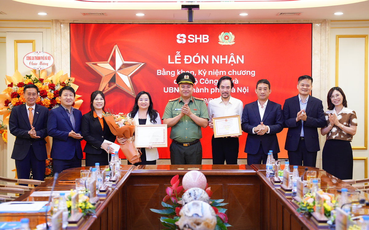 Từ những CBNV SHB bảo vệ khách hàng đến Bằng khen của Bộ Công an