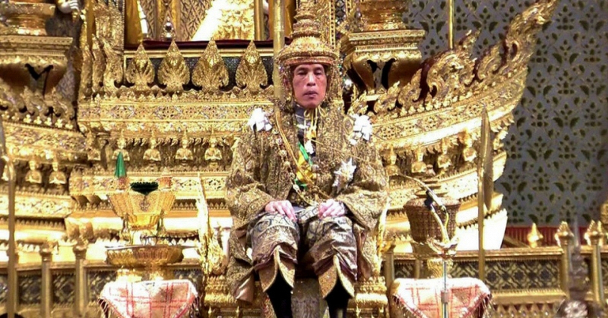 Vị Vua giàu nhất thế giới