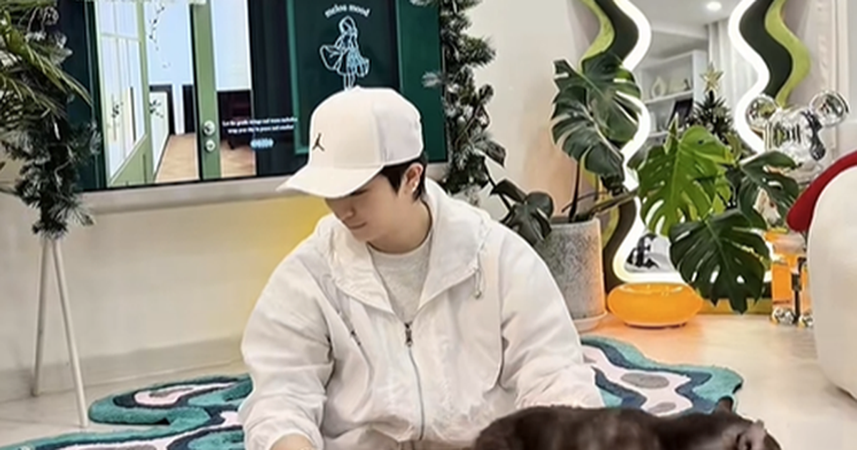 "Đại gia ngầm" showbiz có tình trường toàn mỹ nhân cực phẩm: Sở hữu căn hộ sang chảnh, view khét lẹt nhìn thẳng Lank Mark 81