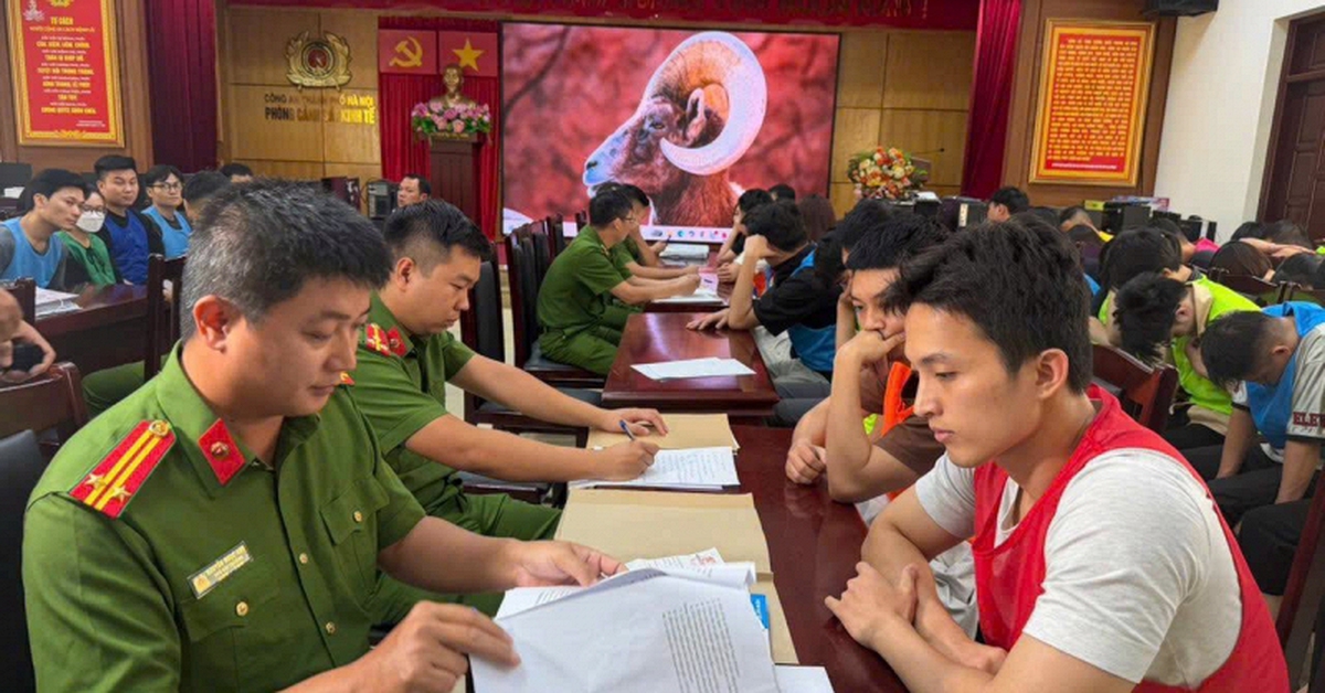 Công an Hà Nội khám xét 27 công ty, khởi tố 194 đối tượng, thu giữ hàng loạt ô tô, bất động sản...