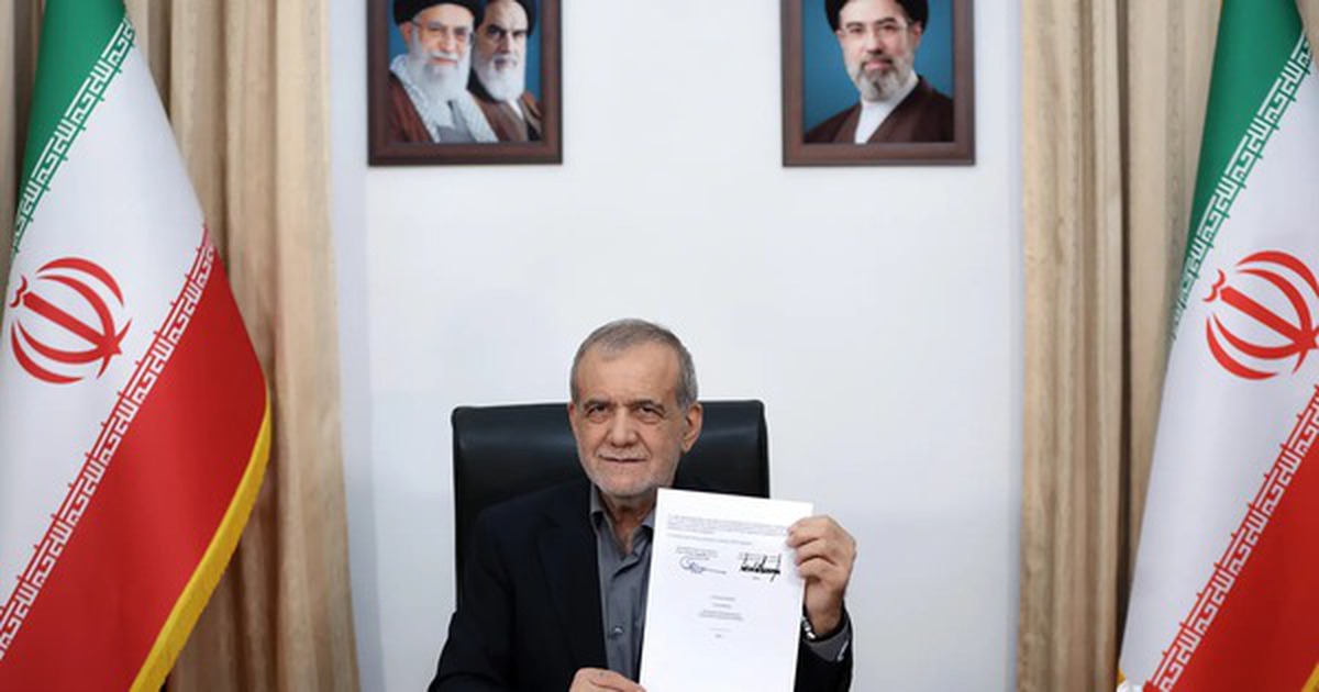 NÓNG: Iran lại tuyên bố đóng eo biển Hormuz