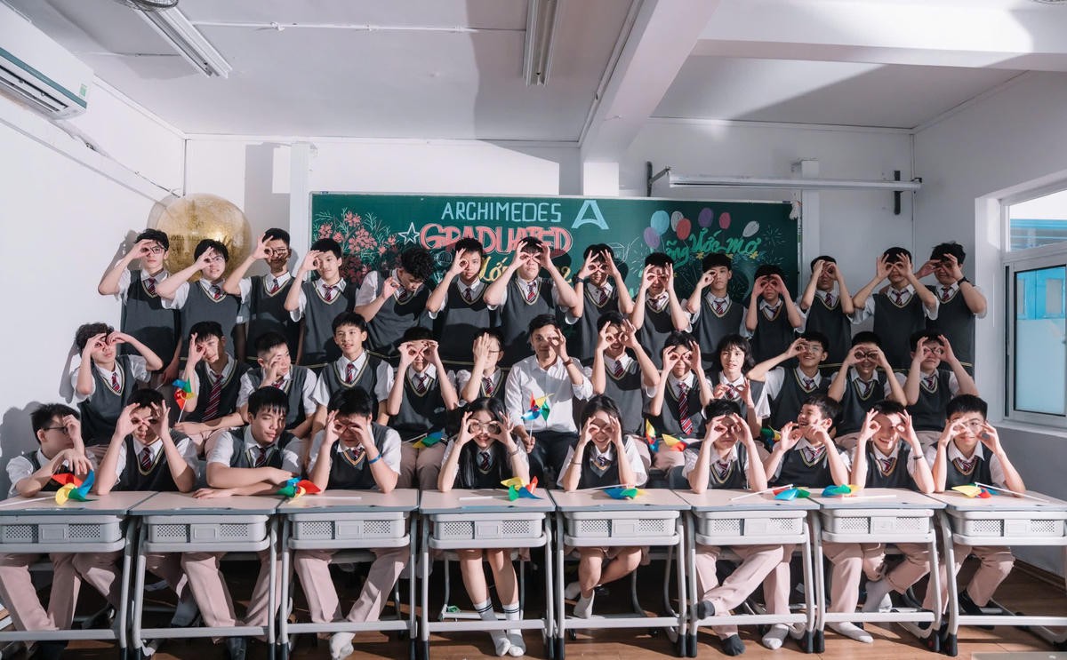 Lớp học duy nhất ở Hà Nội có 100% học sinh đỗ lớp 10 chuyên