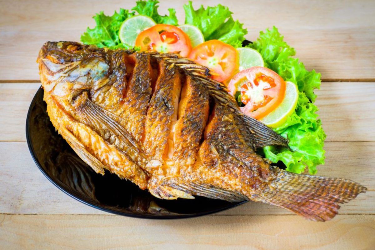 Cá giàu omega-3 nhưng bổ sung thế nào để bảo vệ tim mạch? Khuyến nghị chính thức từ Hiệp hội Tim mạch Mỹ