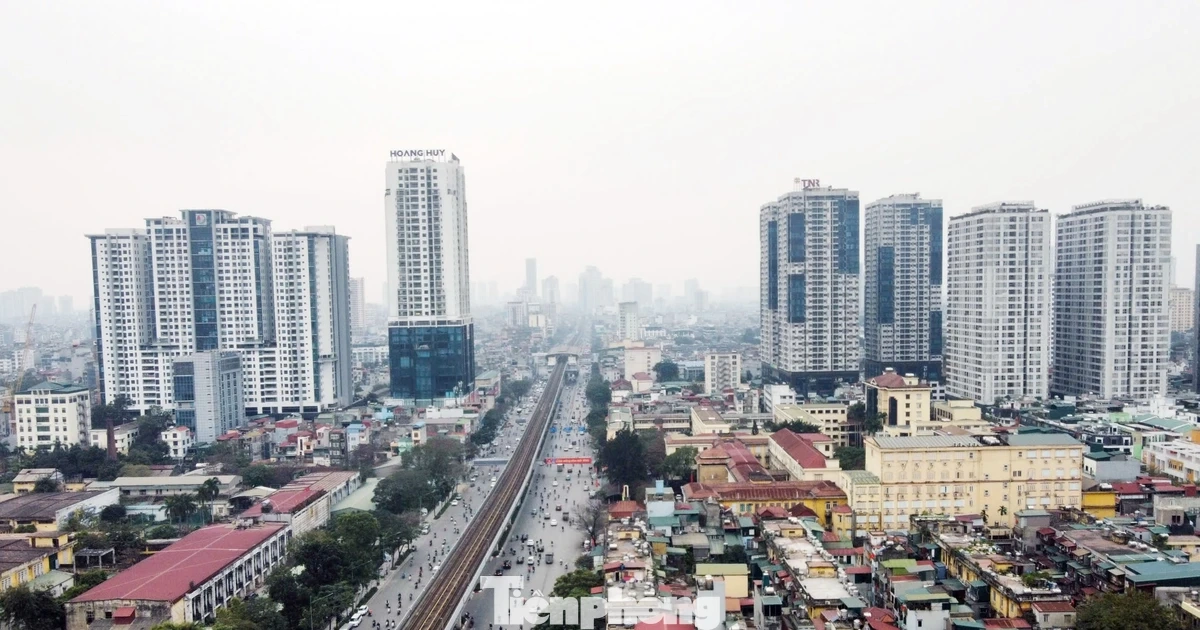 Bất động sản đối mặt nhiều "sức ép", giao dịch khó bứt phá