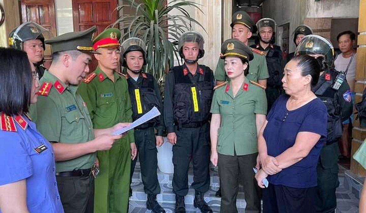 Thi hành lệnh bắt tạm giam, khám xét chỗ ở của Lê Thị Thuỷ SN 1968