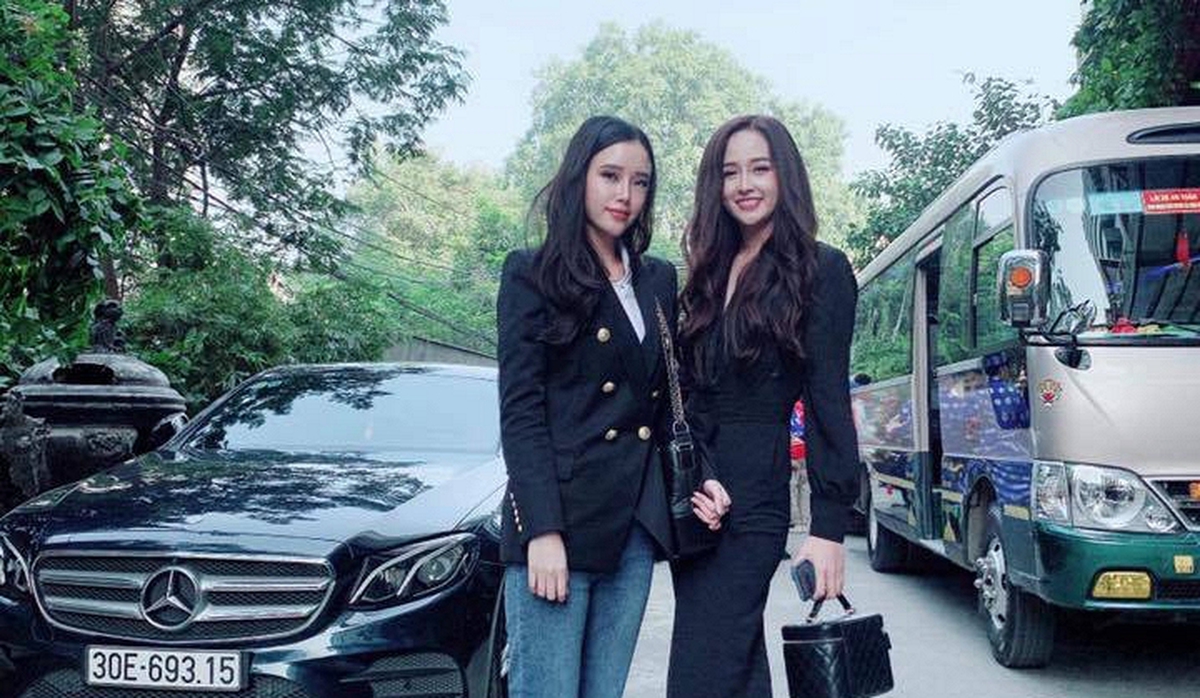 Hoa hậu Việt Nam nổi đình đám quê Hà Nội không cho ai vay tiền nhưng tặng 1 cô gái tài sản 128 tỷ