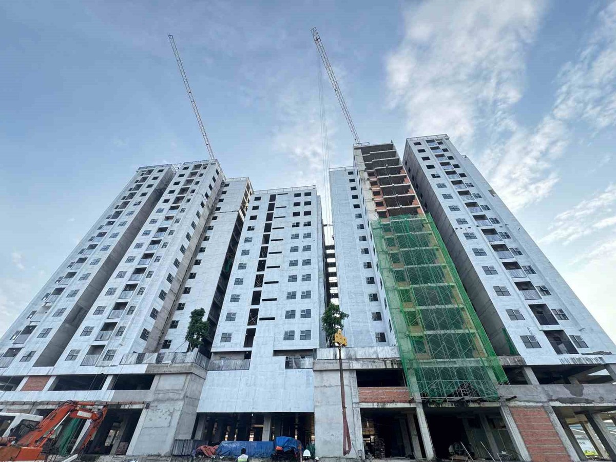 Bất động sản TP.HCM: Xuất hiện căn hộ 500 triệu đồng/m², giá bán được dự báo tiếp tục tăng