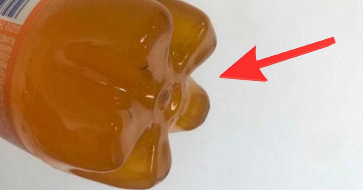 Tại sao đáy chai nhựa thường lồi lõm, có "5 chân"?