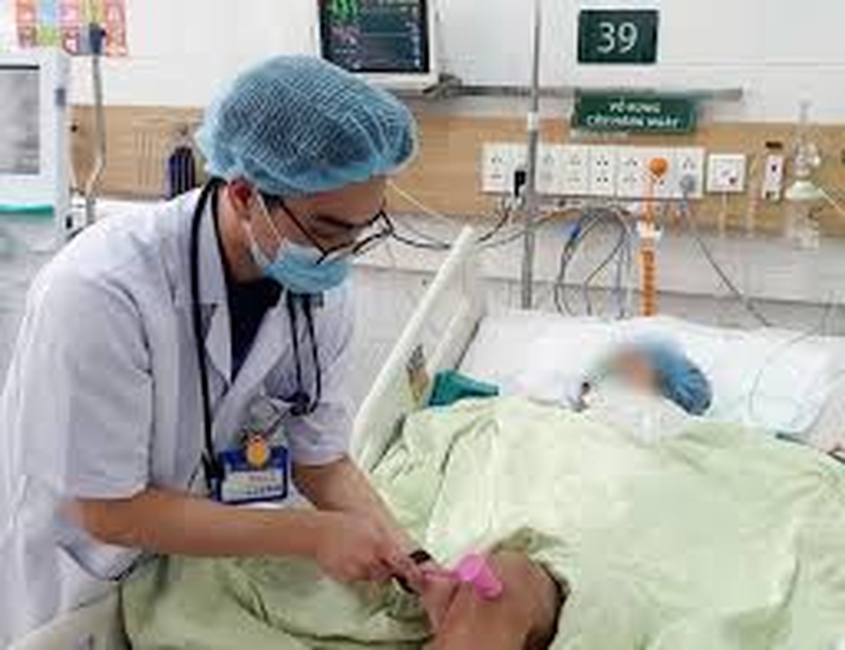 Người lao động mắc bệnh dài ngày được hưởng chế độ ốm đau tối đa bao nhiêu ngày?