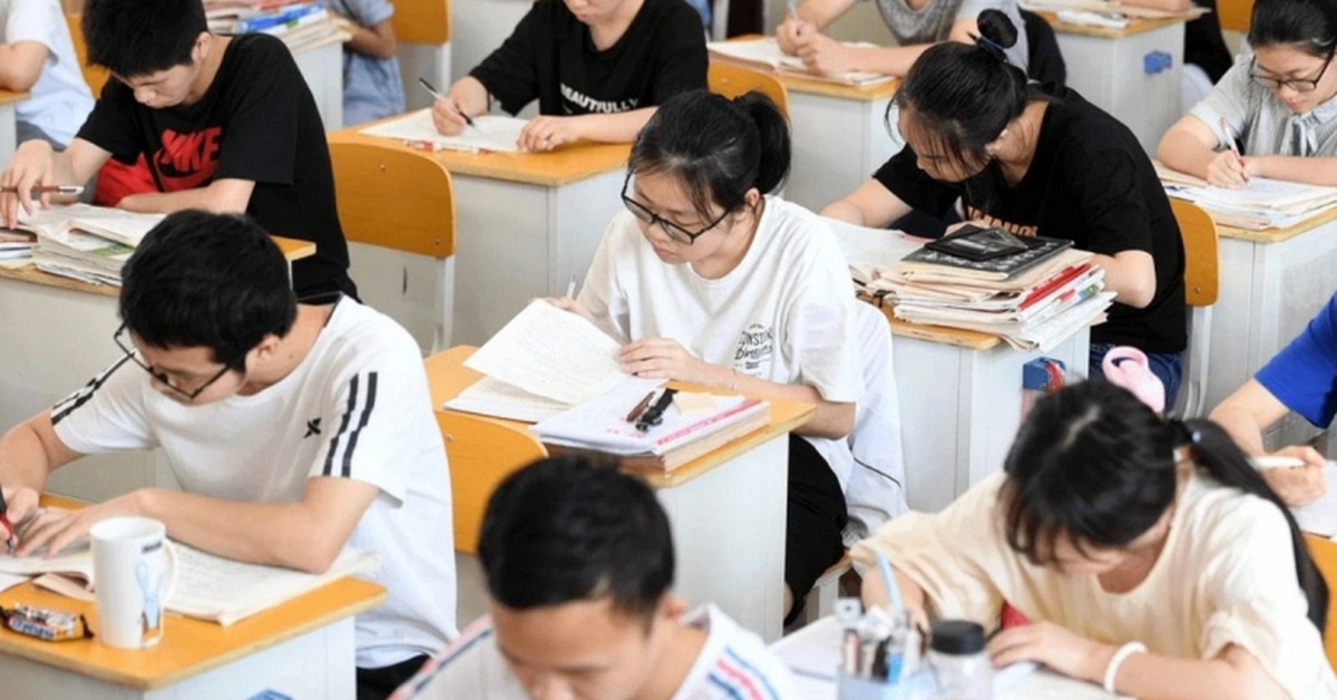 Cô giáo cảnh báo "chưa bao giờ thấy 1 thực trạng đáng báo động như hiện nay": Cứ thế này, học thêm bao nhiêu cũng phí!