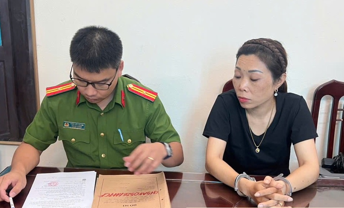 Thi hành lệnh bắt tạm giam Trần Thị Oanh SN 1977