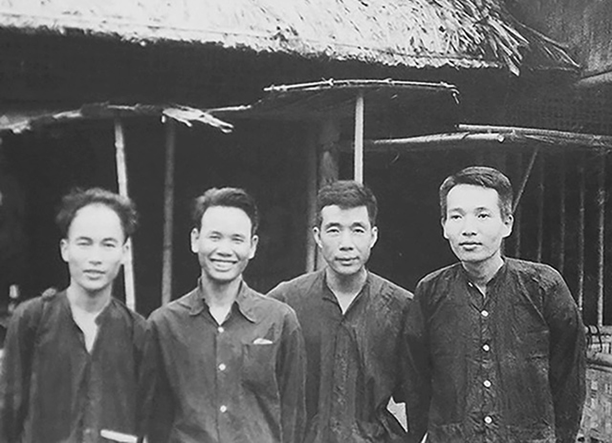 Việt Nam có một nhà văn sở hữu tác phẩm được dịch ra ít nhất 3 thứ tiếng, là tài liệu nghiên cứu, giảng dạy tại Havard, Stanford, Oxford