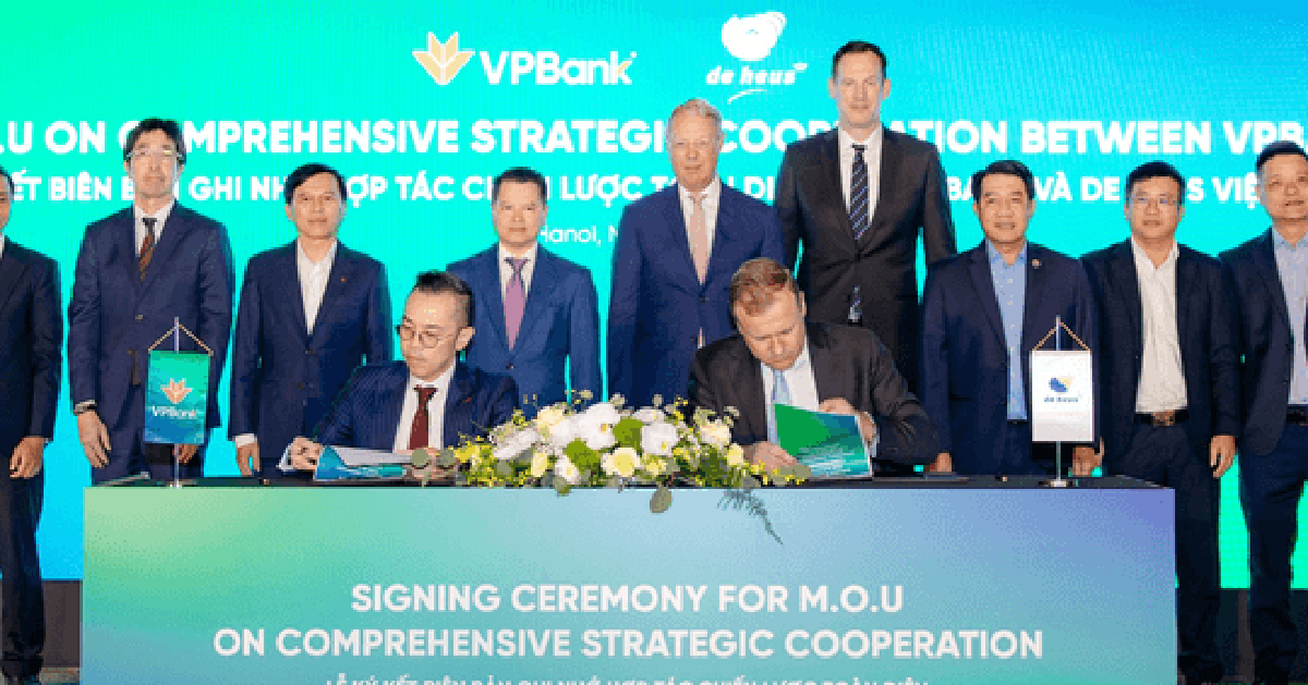 VPBank cùng 15 định chế tài chính quốc tế ký kết khoản vay hợp vốn liên kết bền vững đầu tiên trị giá 1,44 tỷ USD