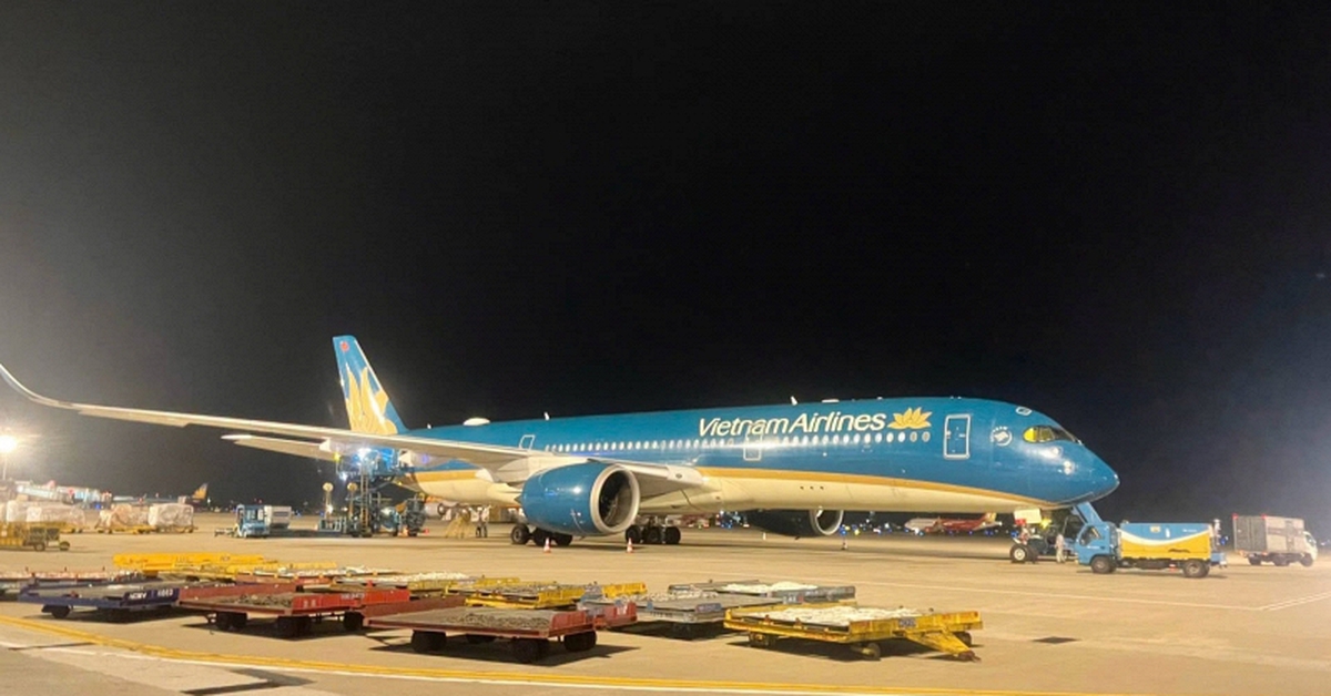 Đêm 29/6, sân bay Nội Bài ghi nhận 1 máy bay không có bất kỳ hành khách nào cất cánh