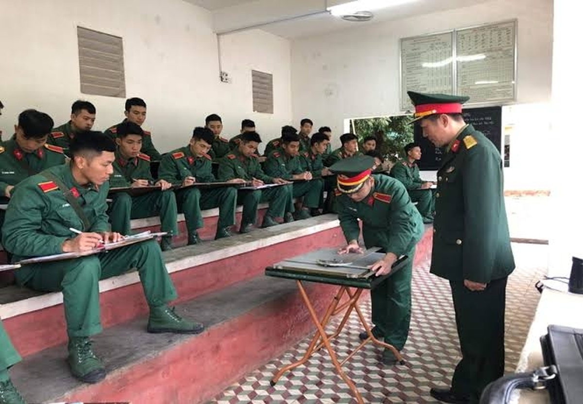Điểm chuẩn trường Sĩ quan Pháo binh 3 năm gần nhất thay đổi ra sao?