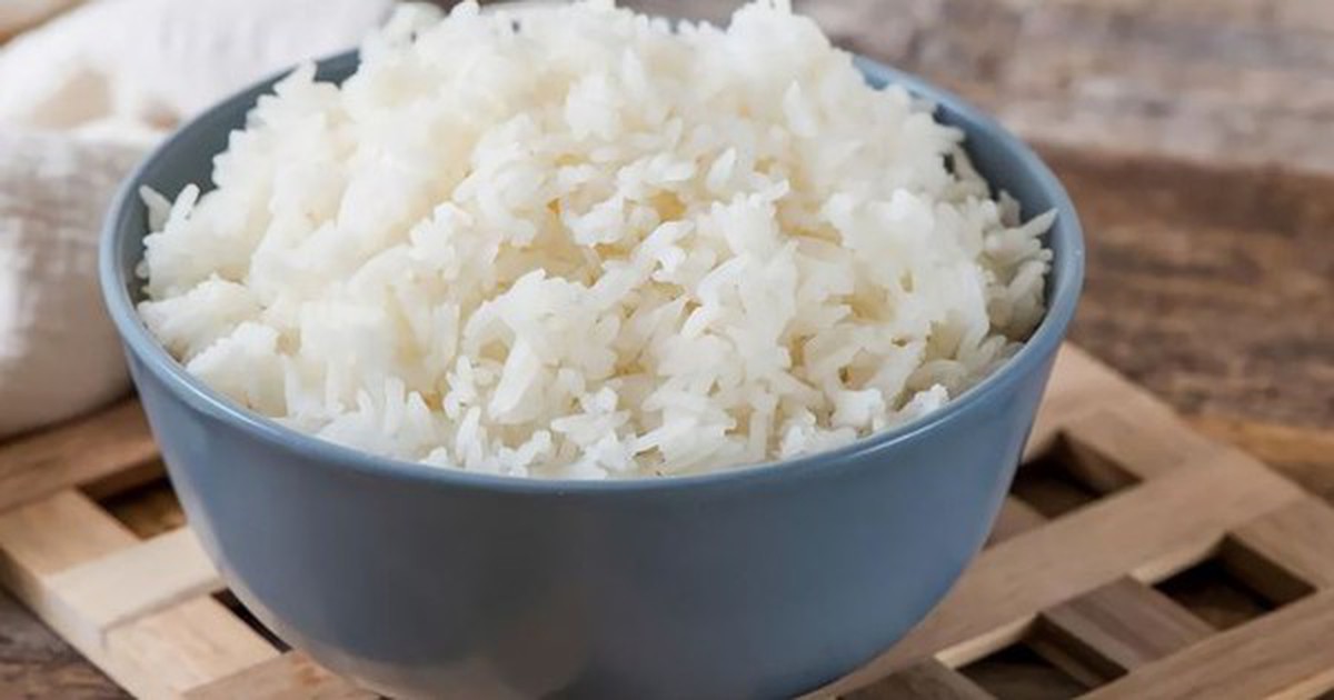 Bỏ ăn cơm suốt nửa năm, người đàn ông sốc nặng khi nhận "tin dữ"