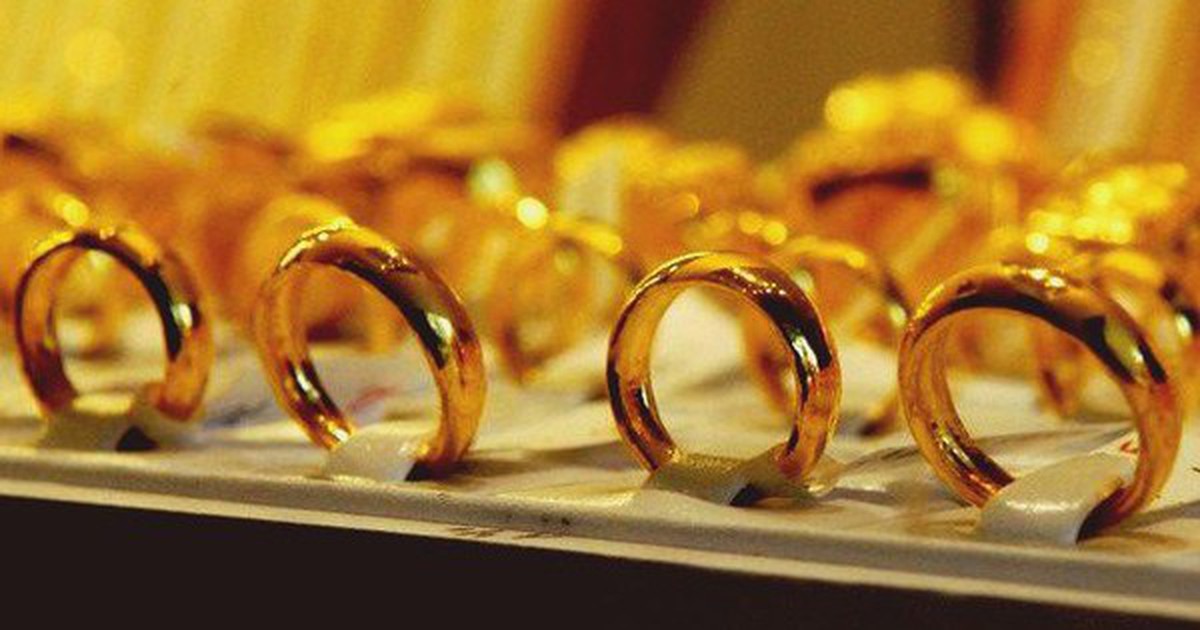 Đi làm gần 10 năm nhiều người mới mua được 1 chỉ vàng