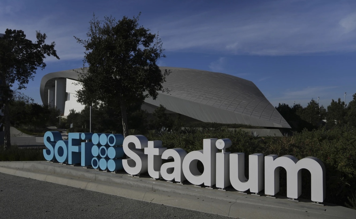 Bên trong sân vận động 5,5 tỷ USD hiện đại nhất World Cup 2026 có gì?