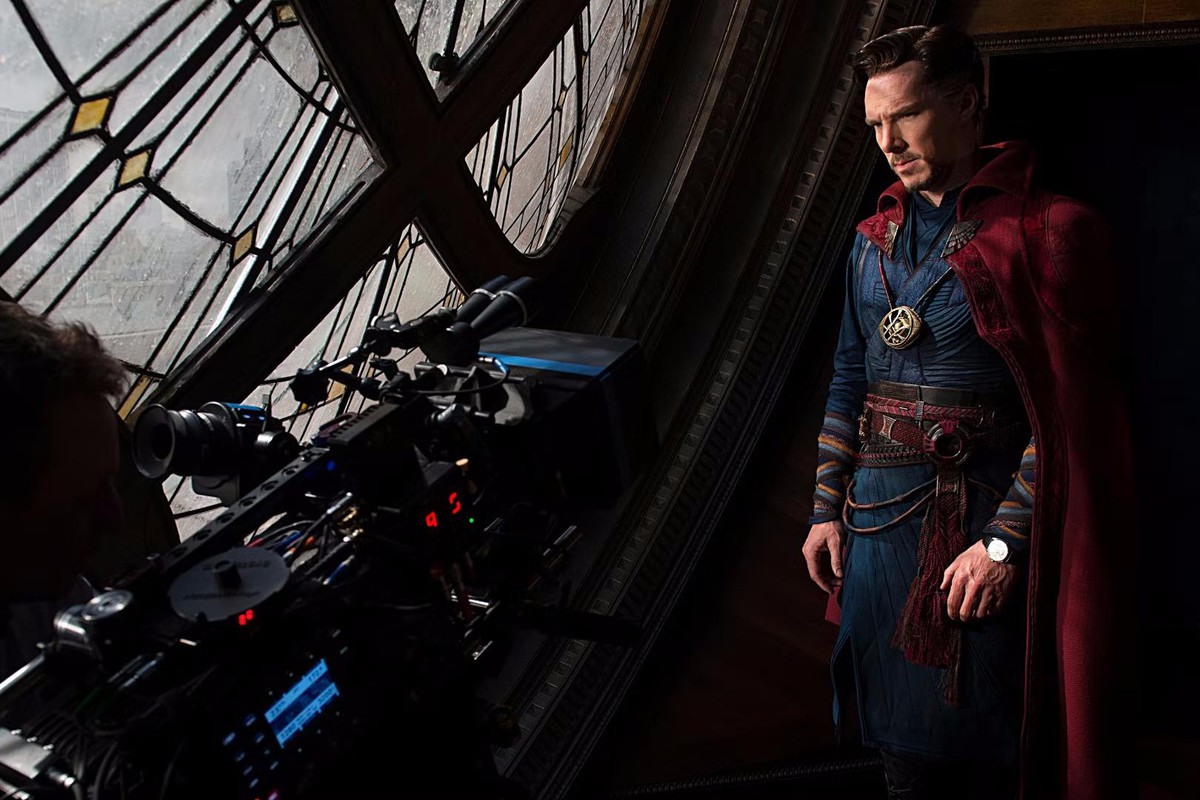 Món đạo cụ "phàm trần" được Doctor Strange nâng niu hơn cả Nhẫn phép và Áo choàng bay: Đến từ nhà chế tác đồng hồ danh tiếng nhất Thụy Sĩ