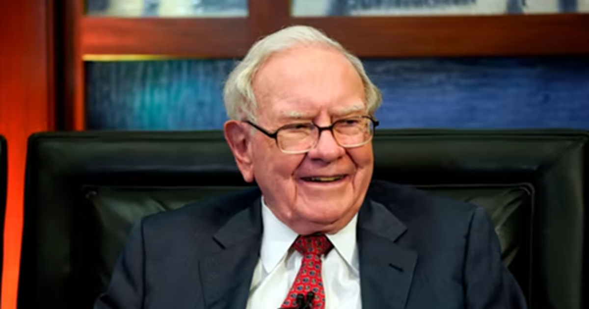 Chế độ ăn "như trẻ 6 tuổi" giúp tỉ phú Warren Buffett 95 tuổi vẫn khỏe mạnh, minh mẫn, bác sĩ tiết lộ: Bí quyết không nằm ở những gì bạn ăn!