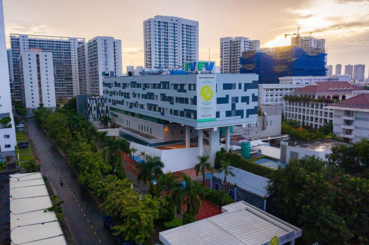 Bệnh viện FV đem về gần 1.000 tỷ cho "đại gia" Singapore trong 6T2026: Vì sao áp dụng Bảo hiểm Y tế quốc gia cho ngoại trú, nội trú và cấp cứu từ 1/1?