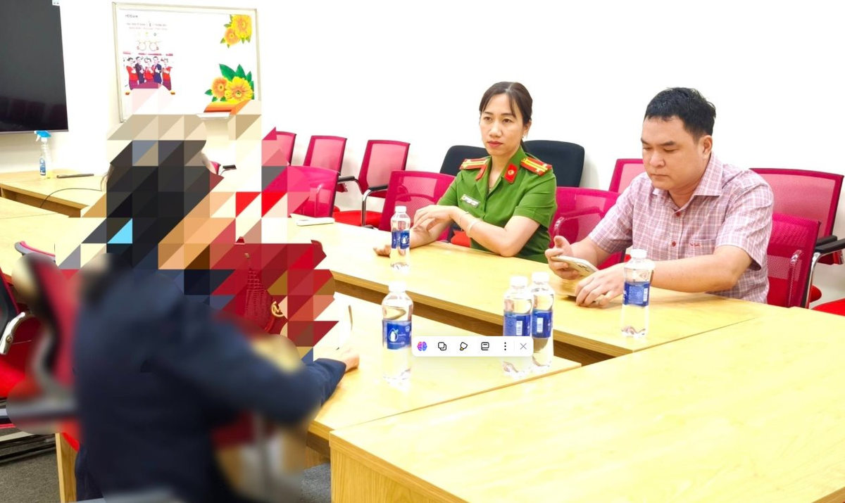 Quen "quân nhân Mỹ" online, người phụ nữ tới ngân hàng chuyển 1,3 tỷ đồng để "mãi mãi bên nhau": Công an lập tức mời tới làm việc
