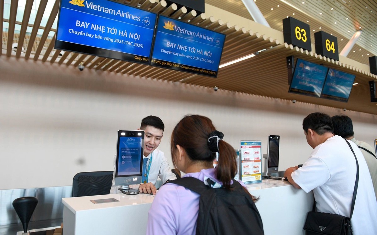 Thông báo quan trọng của Vietnam Airlines, áp dụng từ ngày 6/6: Hành khách trên 60 tuổi chú ý