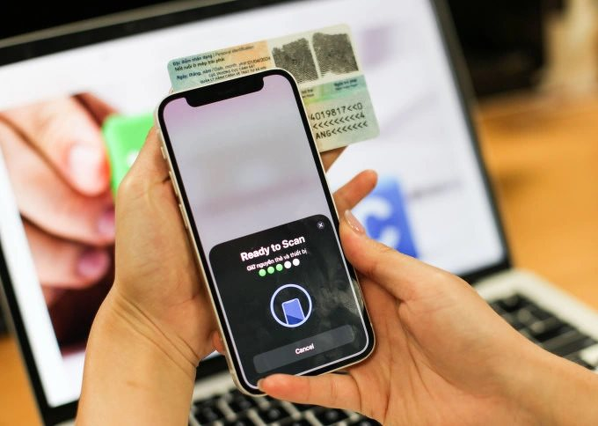 Xuất hiện phần mềm có khả năng vượt sinh trắc học ngân hàng, chiếm đoạt tiền trong tài khoản: Tất cả người dân chú ý!