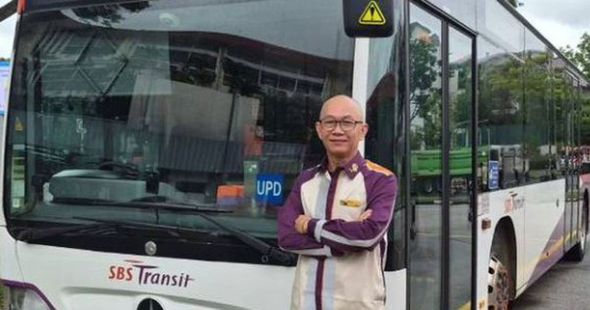 Kiểm tra xe buýt, nam tài xế phát hiện thứ trị giá hơn 700 triệu đồng