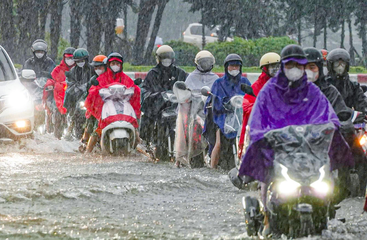 12 năm mới xuất hiện không khí lạnh trong tháng 6