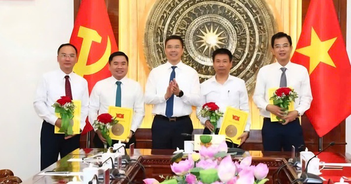 Thanh Hóa tiếp nhận, bổ nhiệm nhiều lãnh đạo cấp sở, ngành
