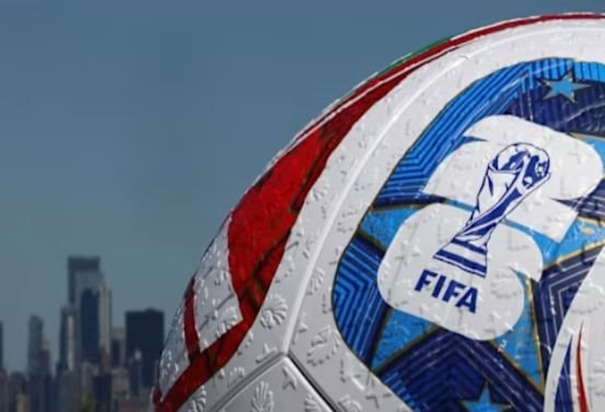 Cỗ máy kiếm tiền 13 tỷ USD đầy tranh cãi của FIFA