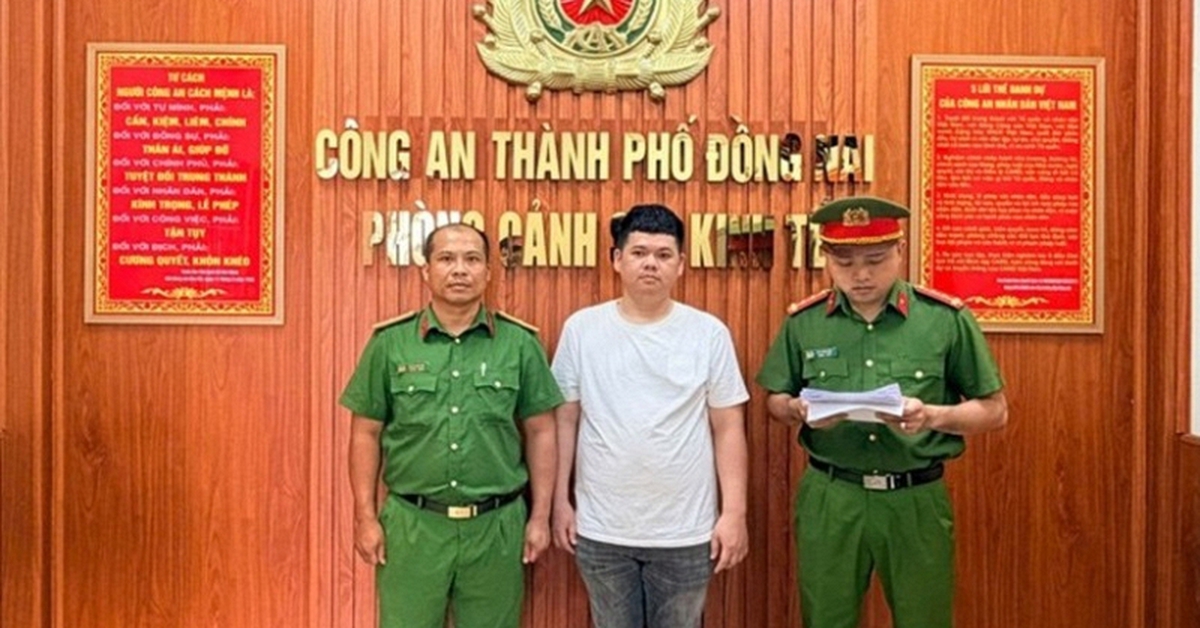 Ra quyết định khởi tố chủ kho hàng thời trang Trần Minh Lộc SN 1992