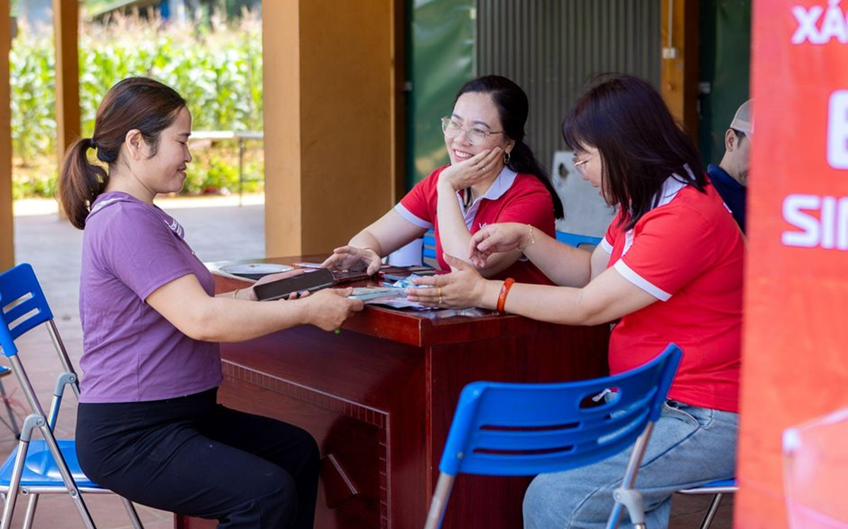 Trước “giờ G” xác thực thuê bao 15/6: Viettel quyết không để ai bị bỏ lại phía sau