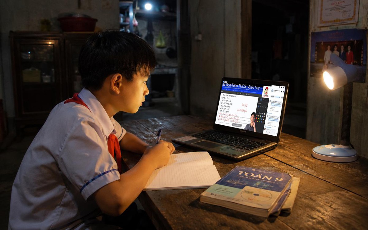 Xu hướng tự học thời công nghệ số: Khi "học thêm" không còn là lựa chọn duy nhất
