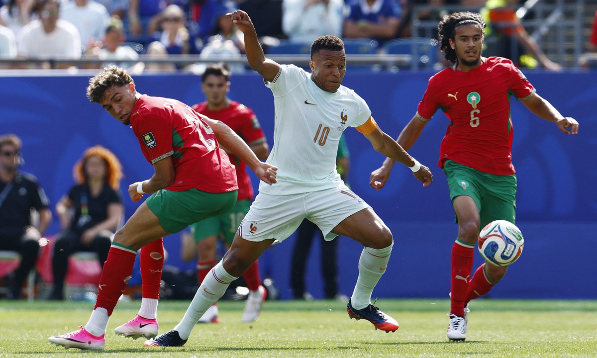 Cập nhật tỷ số Pháp vs Morocco: Pháp thắng Morocco 2-0: Mbappe ghi bàn, kiến tạo cho Dembele