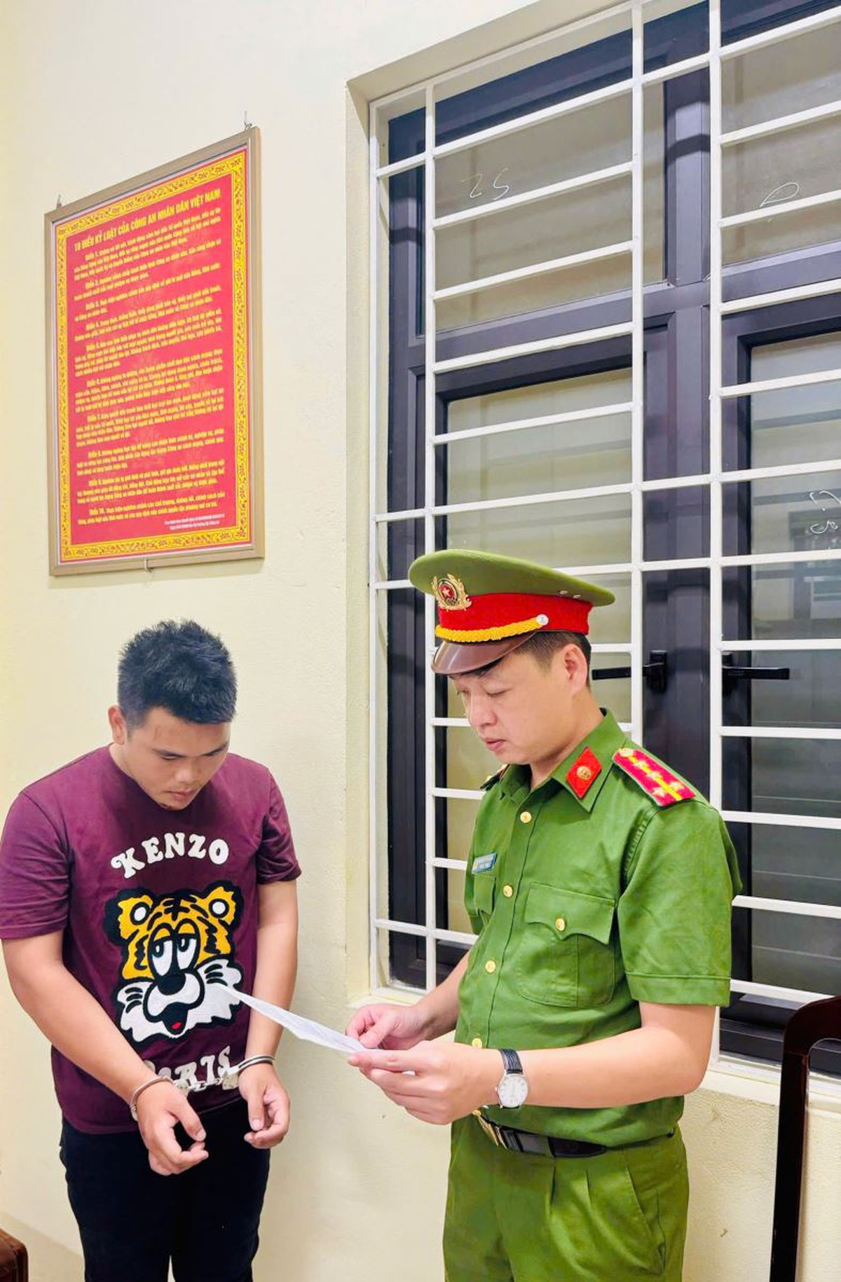Bắt thanh niên Hà Văn Bằng SN 2009