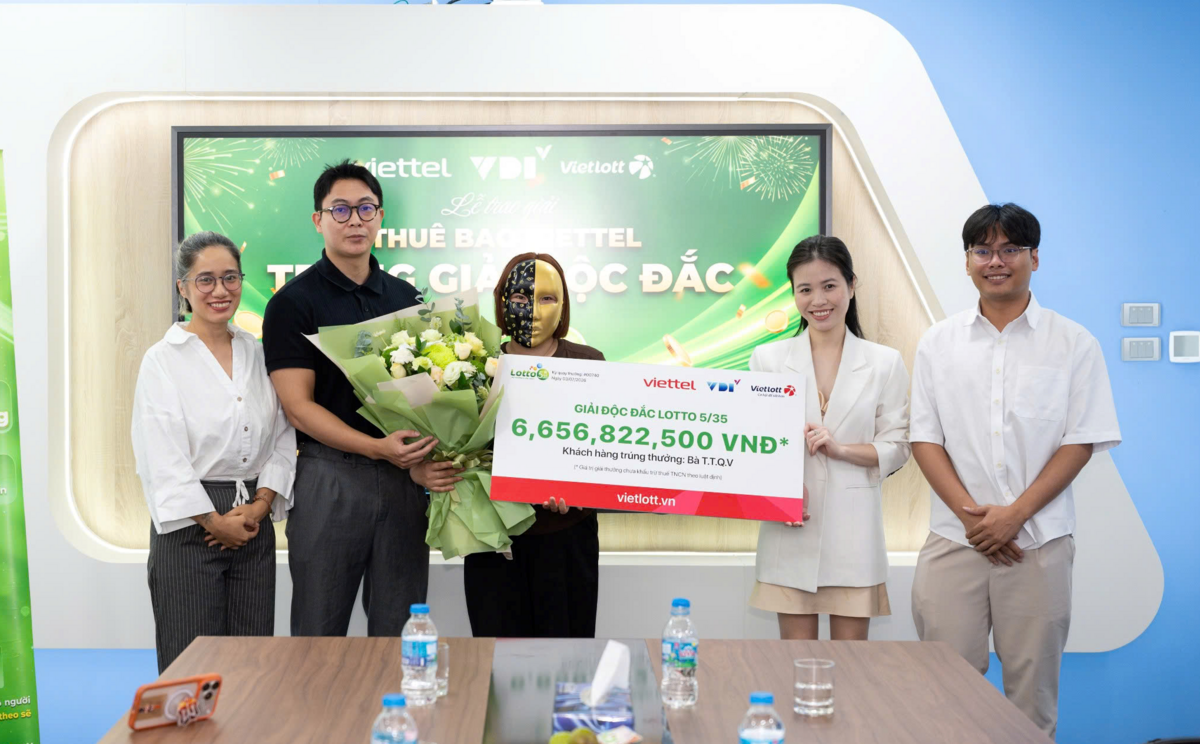 Lấy ngày tháng sinh mua vé số, người phụ nữ trúng độc đắc gần 7 tỷ đồng