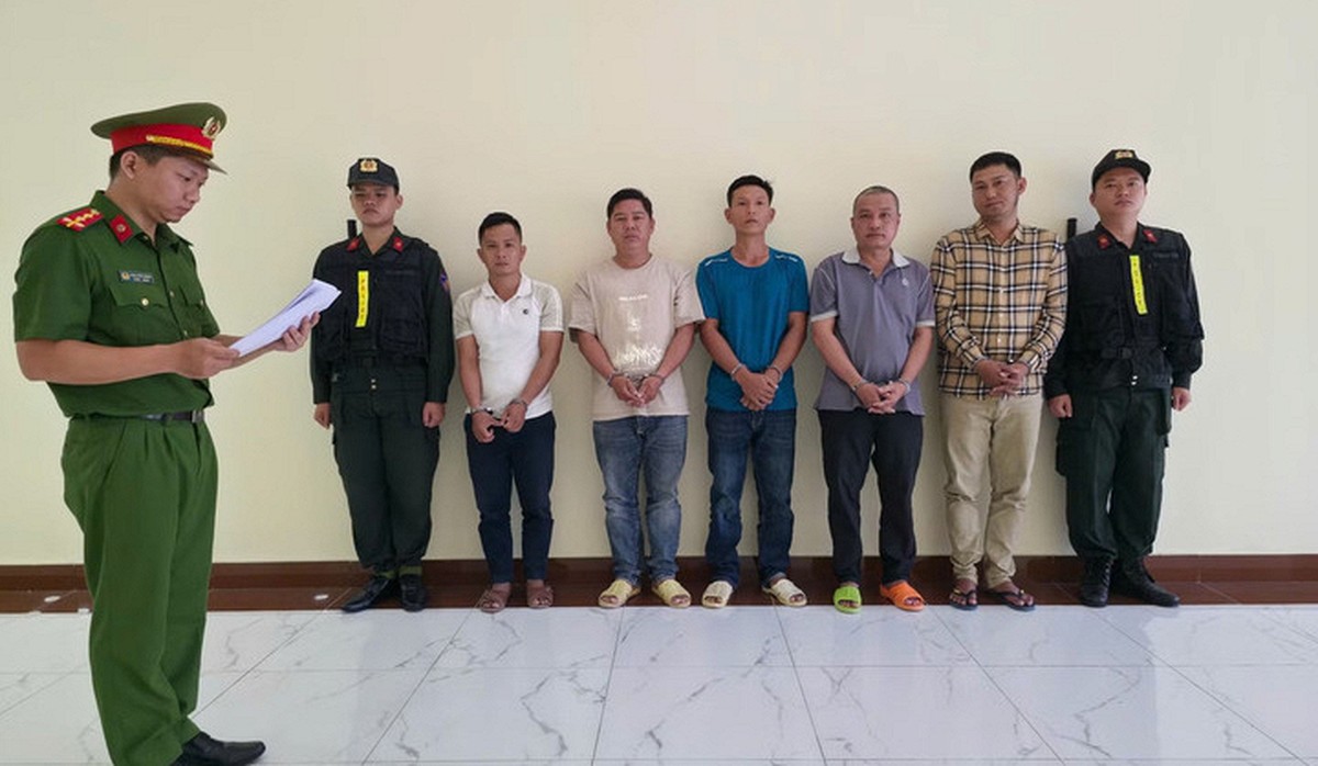Thi hành lệnh bắt tạm giam Nguyễn Trần Minh Trung liên quan gần 800 tấn tang vật