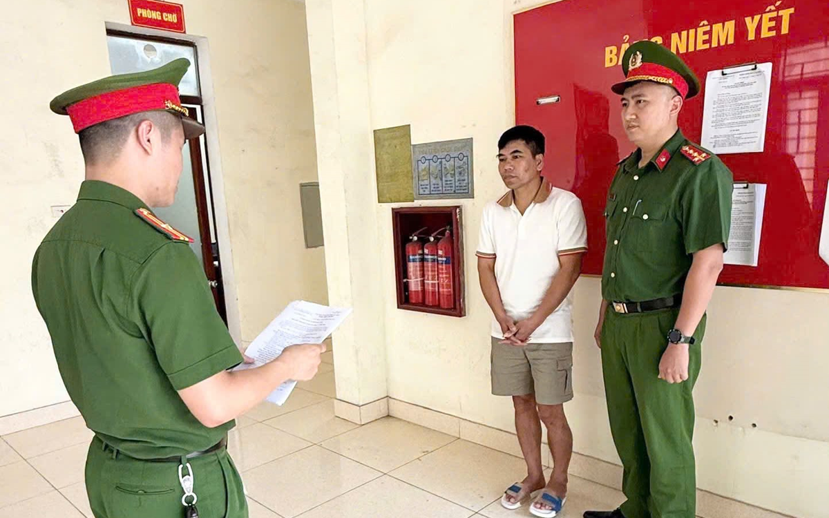 Thi hành lệnh bắt tạm giam Hoàng Đạo Tú SN 1983